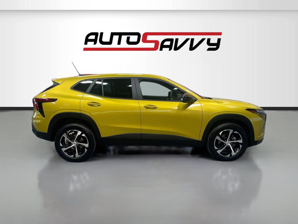 Used 2024 Chevrolet Trax RS w/ Driver Confidence Package FWD image 8
