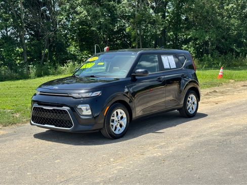 Used 2021 Kia Soul S FWD image 15