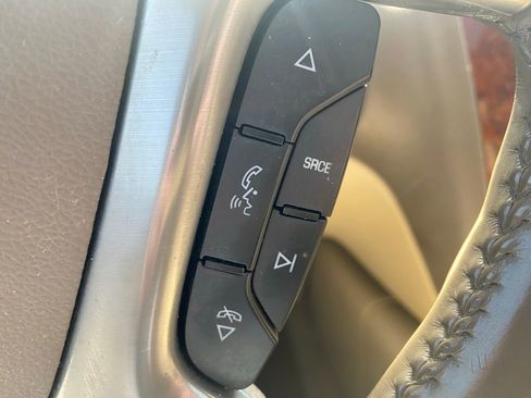 Used 2013 Chevrolet Tahoe LT AWD/4WD image 18