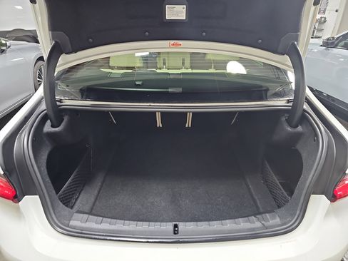 Used 2021 BMW 330i Sedan w/ Premium Package image 13