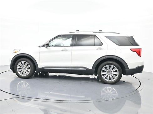 Used 2020 Ford Explorer Limited w/ Class III Trailer Tow Package image 9