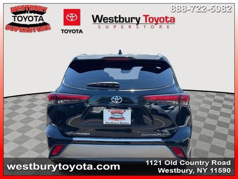Used 2023 Toyota Highlander Platinum AWD/4WD image 7