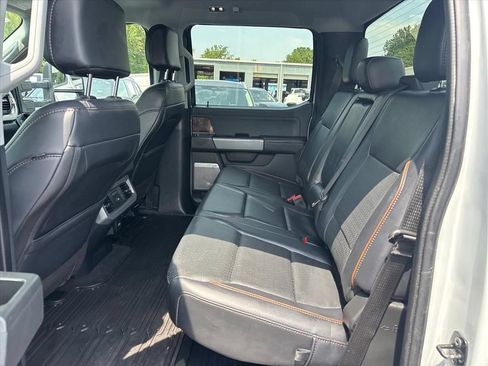 Used 2025 Ford F250 Lariat w/ Black Appearance Package AWD/4WD image 17