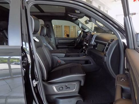 Used 2025 RAM 1500 Limited AWD/4WD image 38