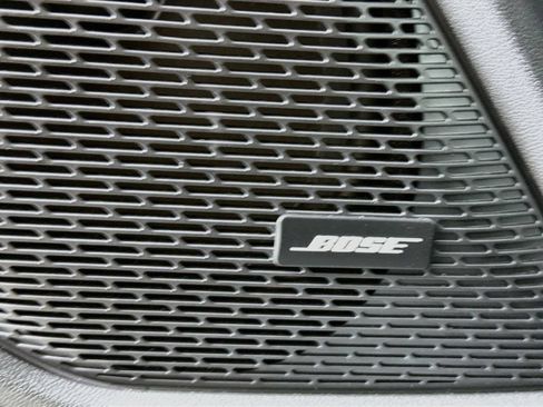 Used 2025 Chevrolet Silverado EV LT AWD/4WD image 19