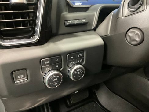 Used 2023 GMC Sierra 1500 Denali Ultimate AWD/4WD image 8