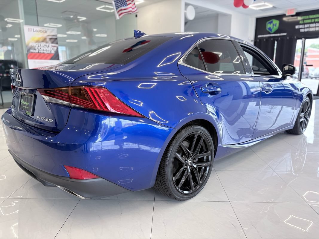 Used 2020 Lexus IS 300 F Sport w/ Blackline Edition AWD/4WD image 12