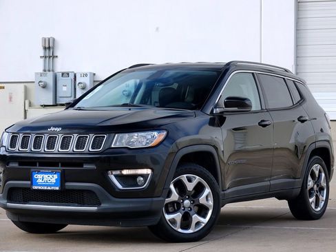 Used 2019 Jeep Compass Limited image 2