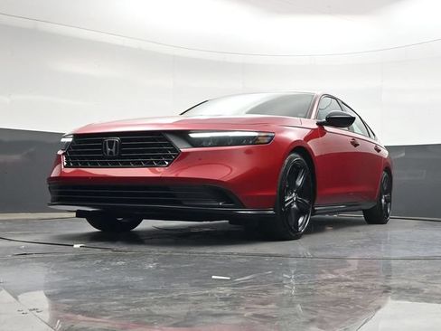 Used 2023 Honda Accord Sport image 27