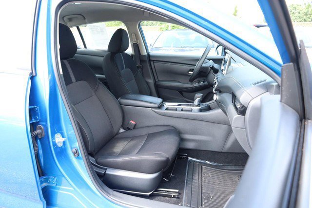 Certified 2025 Nissan Sentra SV FWD image 23