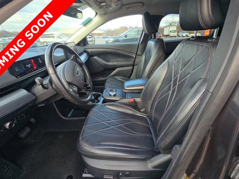 Used 2022 Ford Mustang Mach-E Select image 6