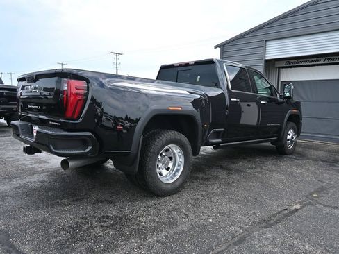 Used 2026 GMC Sierra 3500 Denali Ultimate AWD/4WD image 8