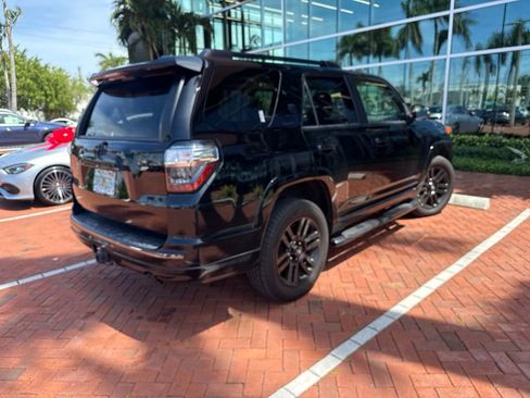 Used 2019 Toyota 4Runner Limited AWD/4WD image 8