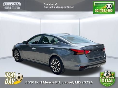 Used 2025 Nissan Altima 2.5 SV FWD image 4