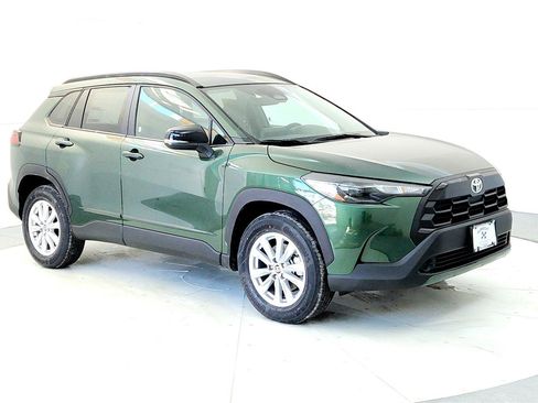 New 2026 Toyota Corolla Cross LE image 7