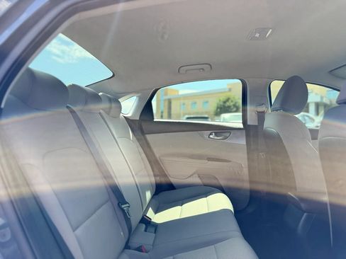 Used 2020 Kia Forte LXS FWD image 22