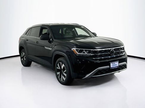 Used 2023 Volkswagen Atlas Cross Sport SE AWD/4WD image 3