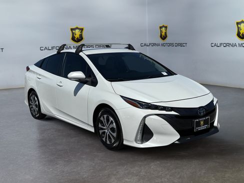 Used 2022 Toyota Prius Prime XLE FWD image 7