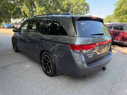 Used 2015 Honda Odyssey Touring image 6