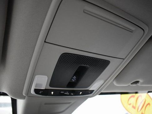 Used 2025 Honda CR-V EX-L image 26