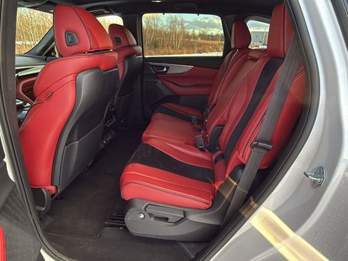 Used 2023 Acura MDX A-Spec image 25