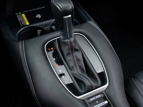 Certified 2024 Honda HR-V EX-L image 28