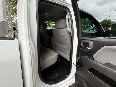 Used 2017 GMC Sierra 2500 4x4 Double Cab w/ Sierra Convenience Package image 14