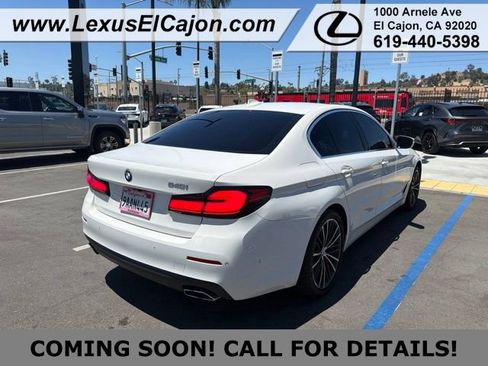 Used 2021 BMW 540i w/ Premium Package RWD image 4