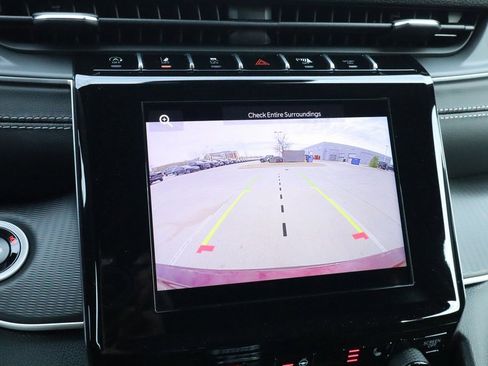 New 2025 Jeep Grand Cherokee L Laredo image 6