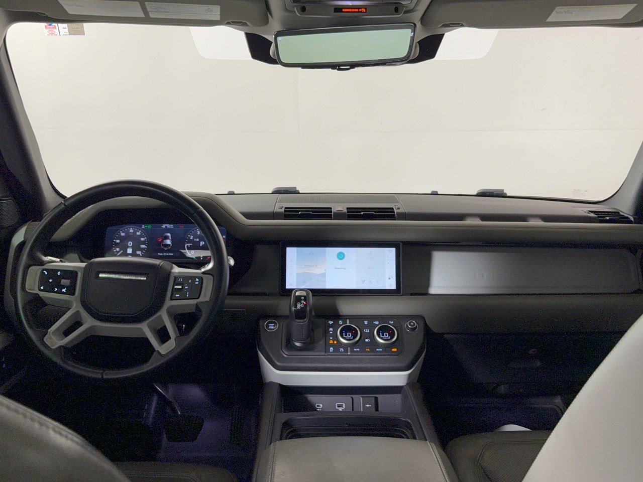 Used 2020 Land Rover Defender 110 HSE AWD/4WD image 17