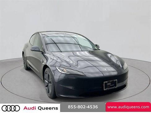 Used 2025 Tesla Model 3 Long Range image 3