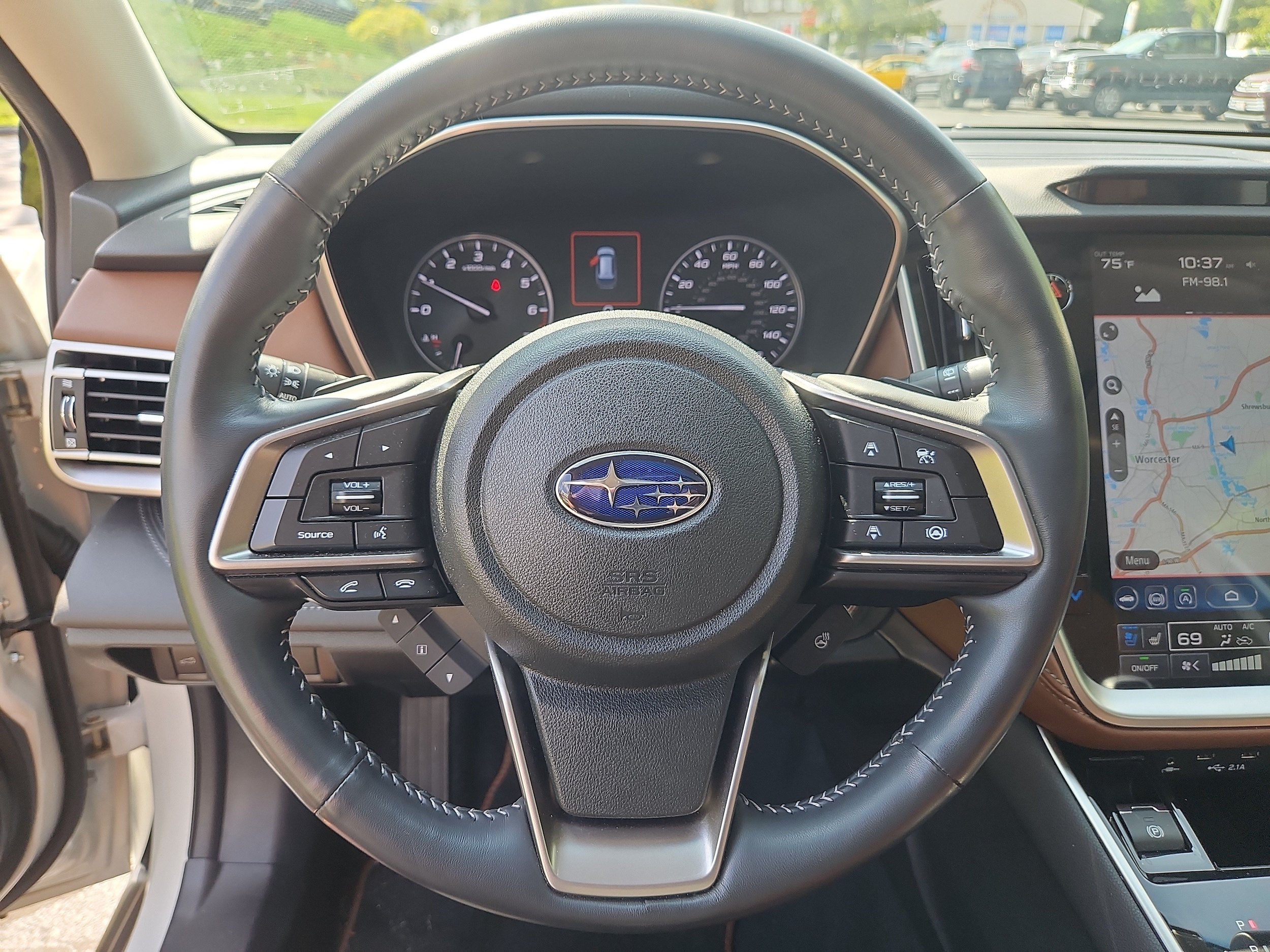 Used 2022 Subaru Outback Touring AWD/4WD image 25