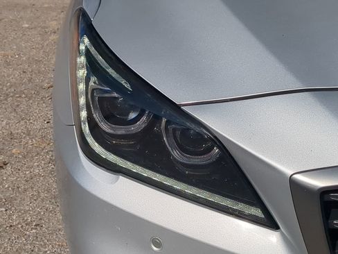 Used 2019 Genesis G80 5.0 Ultimate image 10