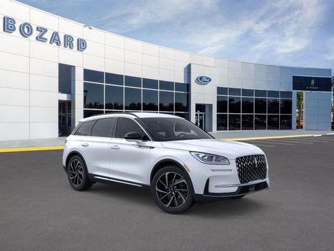 New 2026 Lincoln Corsair Reserve image 7