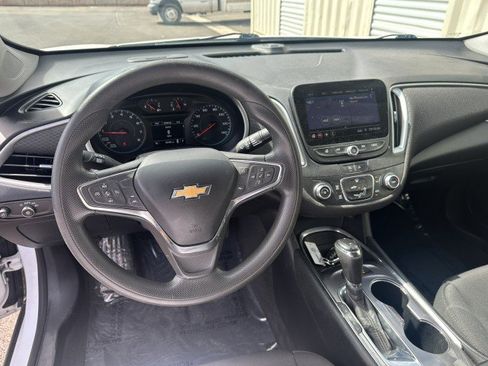 Used 2020 Chevrolet Malibu LS w/ Driver Confidence Package II FWD image 6