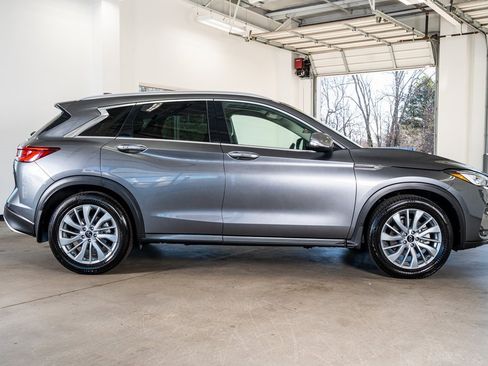 Used 2023 INFINITI QX50 Luxe image 5