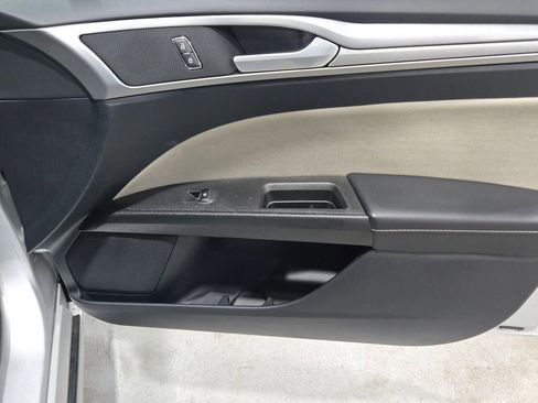 Used 2019 Ford Fusion S image 10