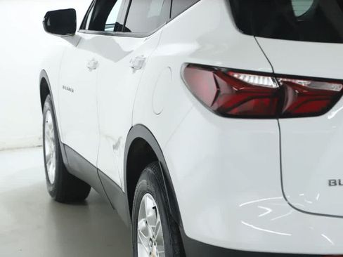 Used 2022 Chevrolet Blazer LT AWD/4WD image 32