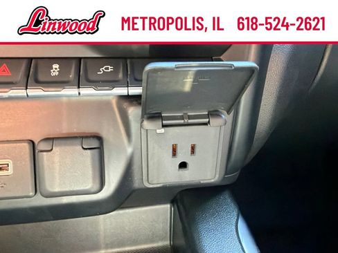 Used 2021 Chevrolet Silverado 1500 LT Trail Boss w/ Convenience Package II AWD/4WD image 26