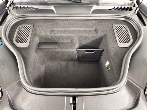 Used 2025 Porsche Macan Electric RWD image 29