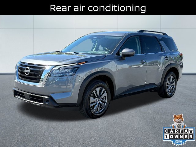 Used 2025 Nissan Pathfinder SV FWD image 7
