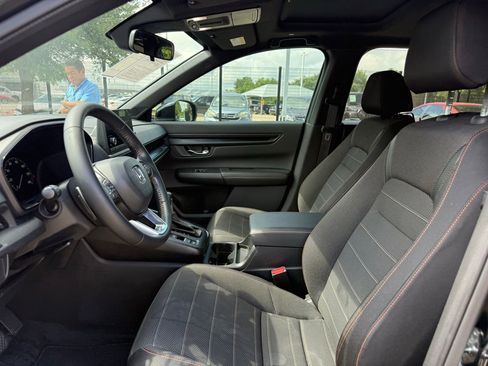 Used 2025 Honda CR-V Sport image 10