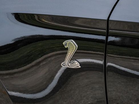 Used 2020 Ford Mustang Shelby GT500 w/ Carbon Fiber Track Pack RWD image 48