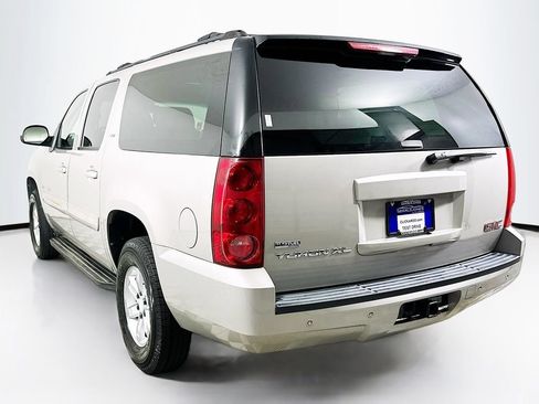 Used 2007 GMC Yukon XL SLT w/ SLT Preferred Equipment Group RWD image 6