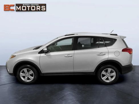 Used 2014 Toyota RAV4 XLE image 3