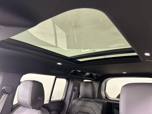 Certified 2025 Land Rover Defender 110 S image 9