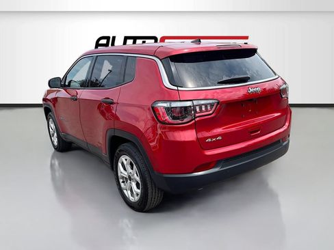 Used 2025 Jeep Compass Sport AWD/4WD image 5