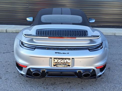 Used 2022 Porsche 911 Turbo S image 6