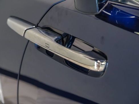 Used 2017 Rolls-Royce Wraith RWD image 59