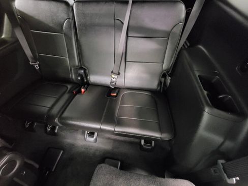 Used 2023 Chevrolet Traverse LT w/ LT Premium Package image 27